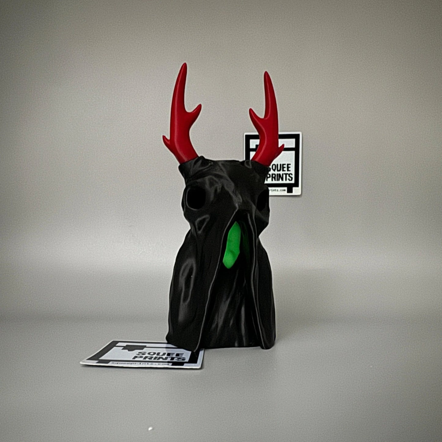 Shrouded Wendigo | Cryptid | Glow in the Dark - Squee Prints