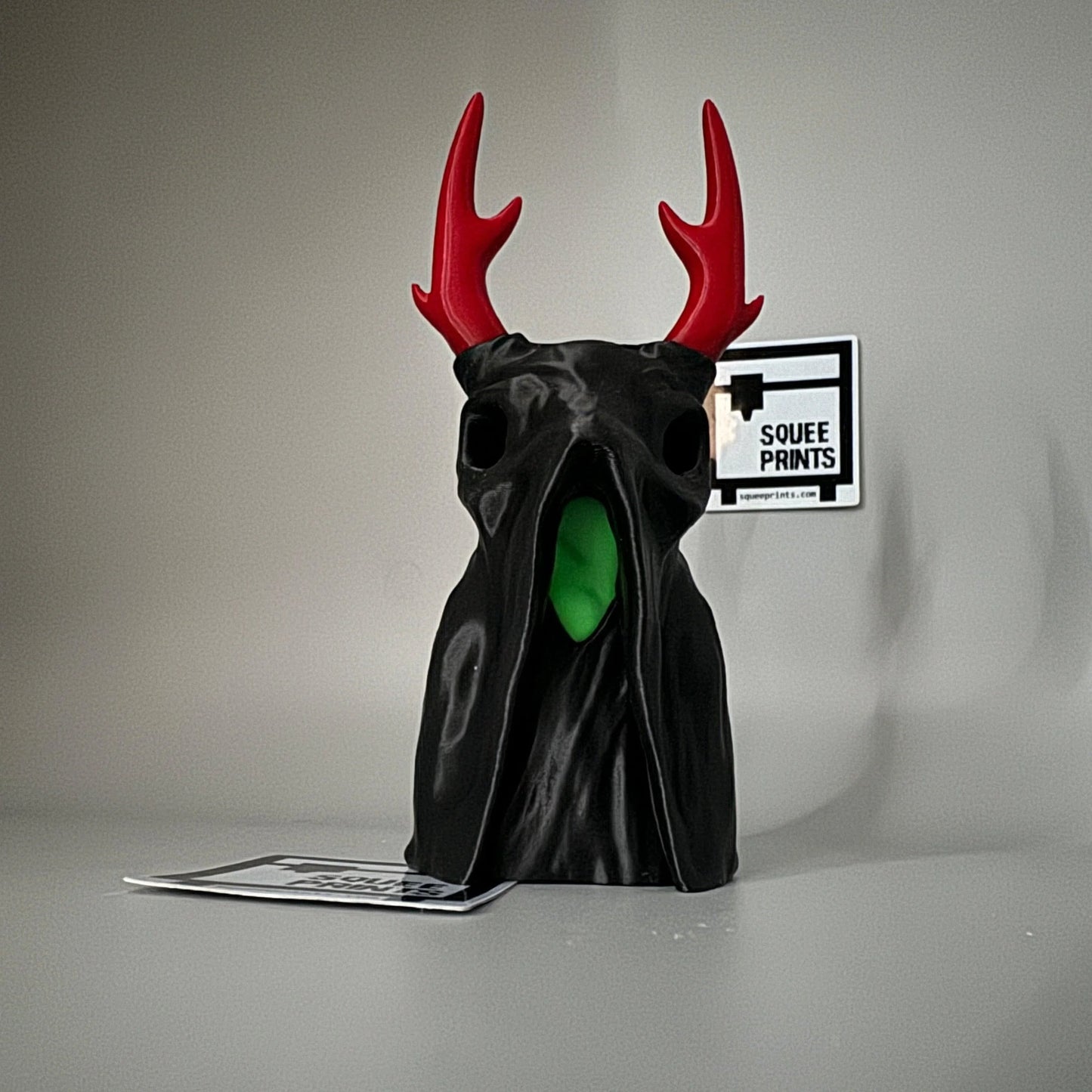 Shrouded Wendigo | Cryptid | Glow in the Dark - Squee Prints