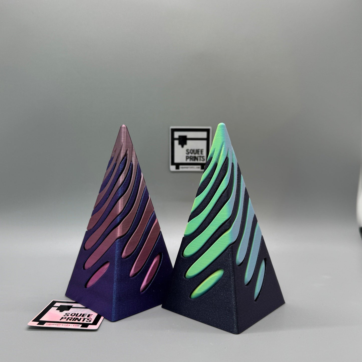 Vortex Fidget Pyramid | 3D Printed | Desk Fidget Toys - Squee Prints