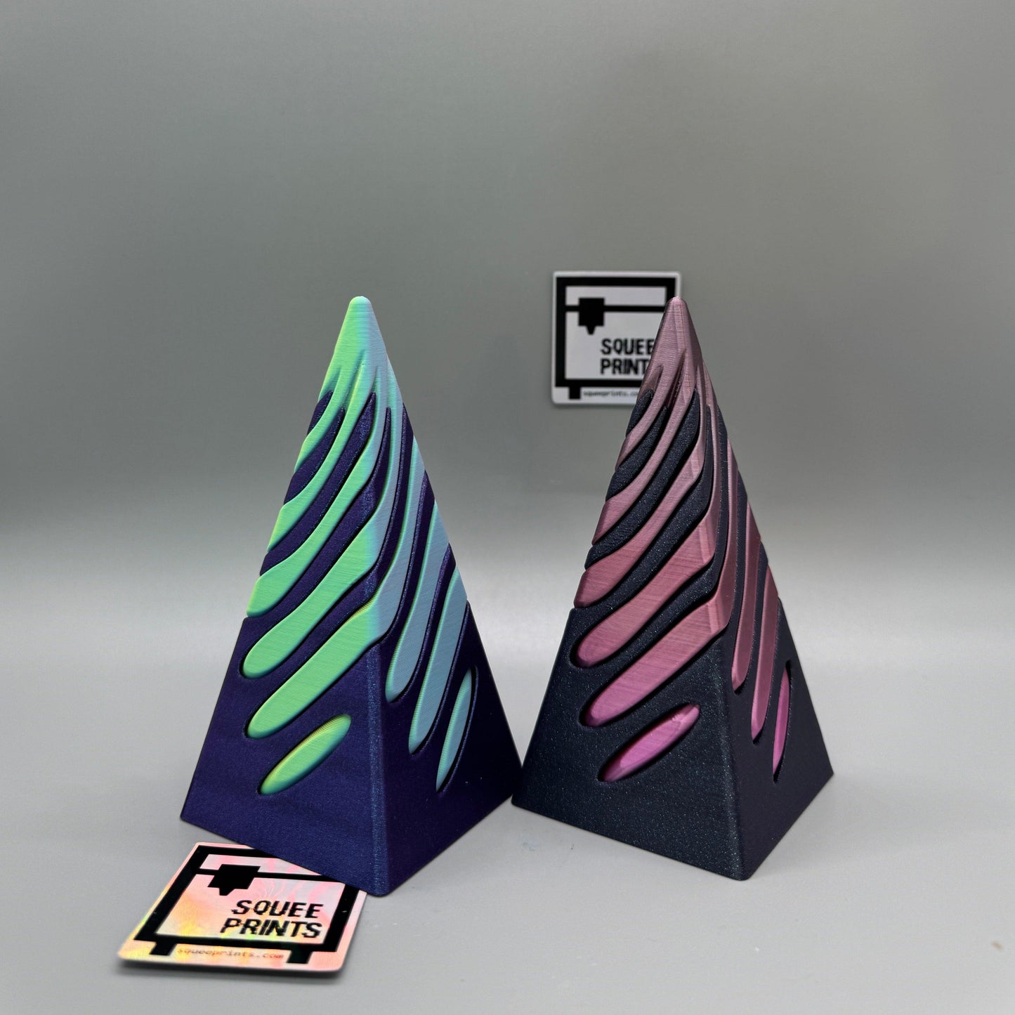 Vortex Fidget Pyramid | 3D Printed | Desk Fidget Toys - Squee Prints