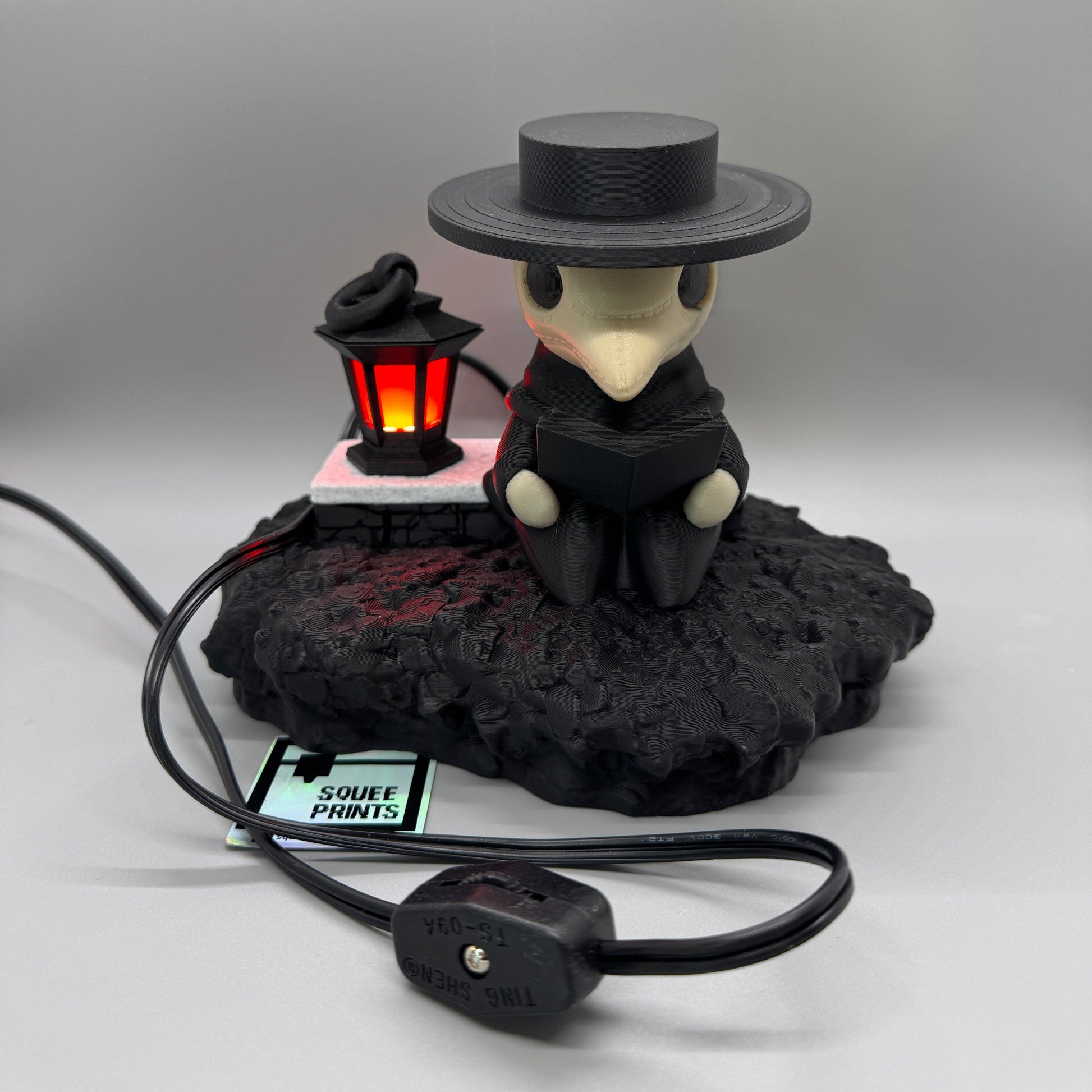 Plague Doctor | Night Light | Lamp | Customizable | 3D Printed - Squee Prints