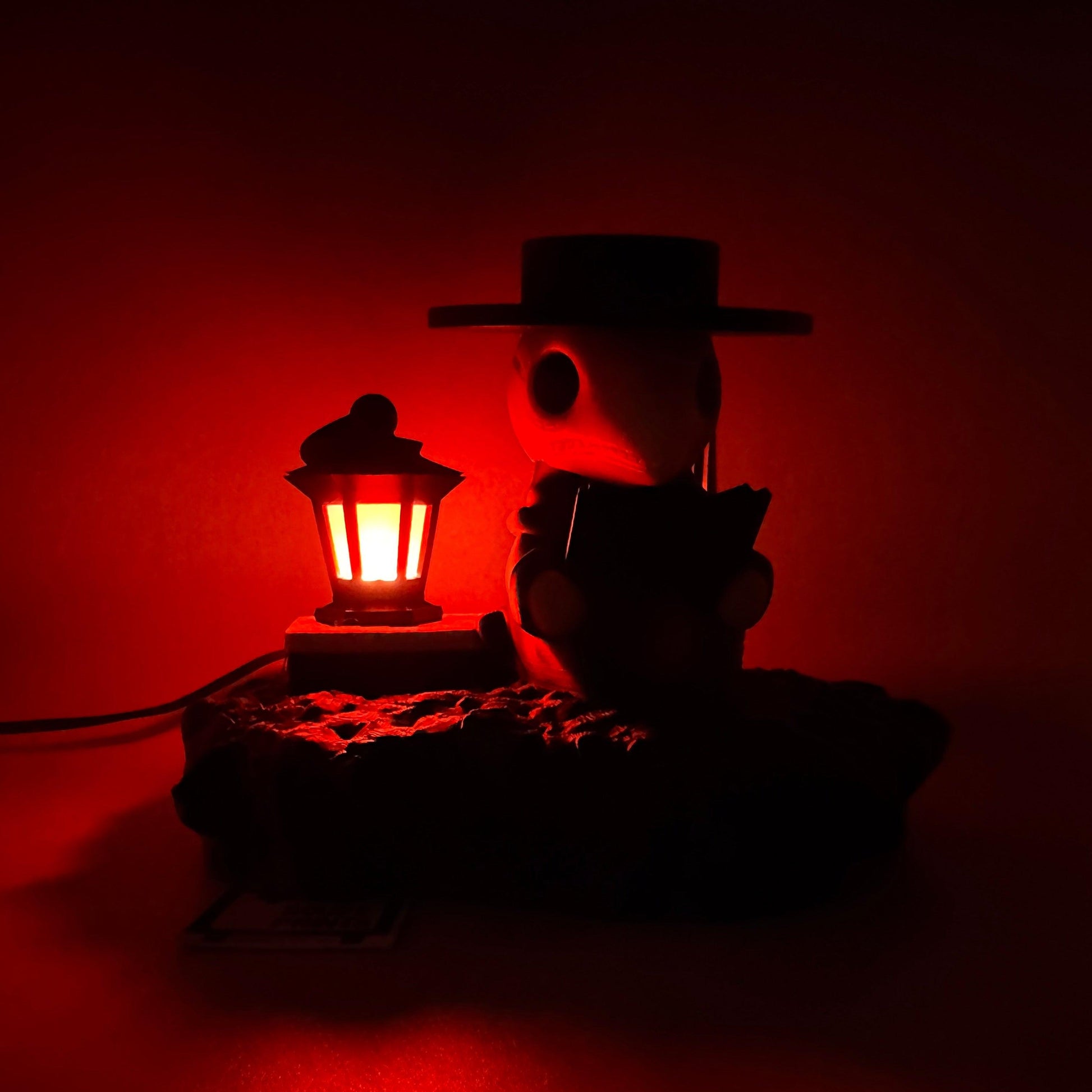 Plague Doctor | Night Light | Lamp | Customizable | 3D Printed - Squee Prints