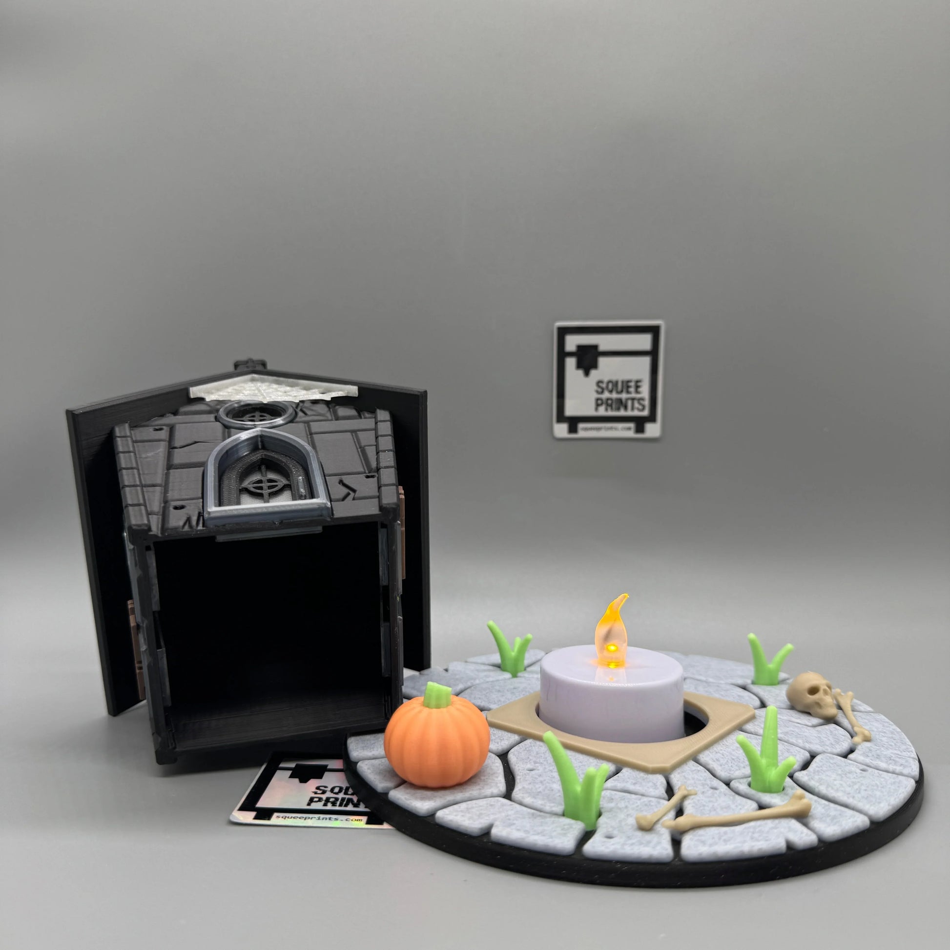 Haunted Miniature Mausoleum | Mini Crypt | Halloween Decor | 3D Printed - Squee Prints